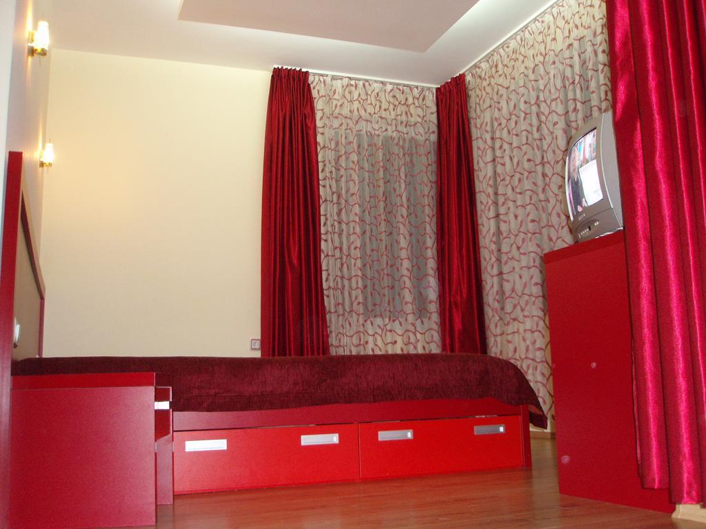 Mania Guest House Kalofer Zimmer foto