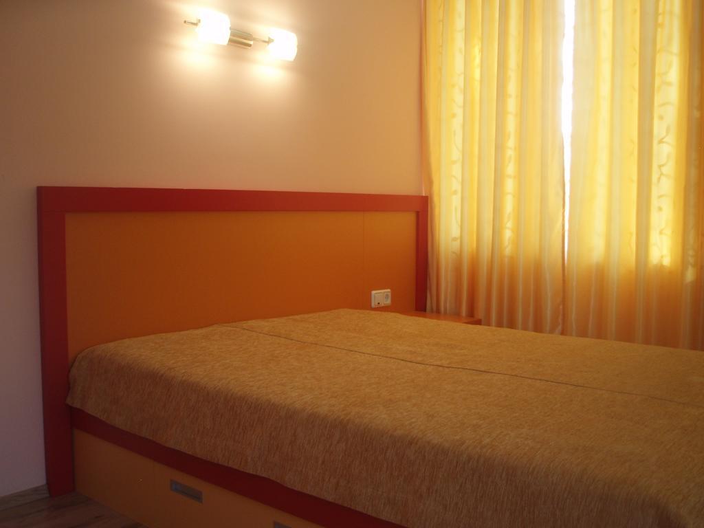 Mania Guest House Kalofer Zimmer foto