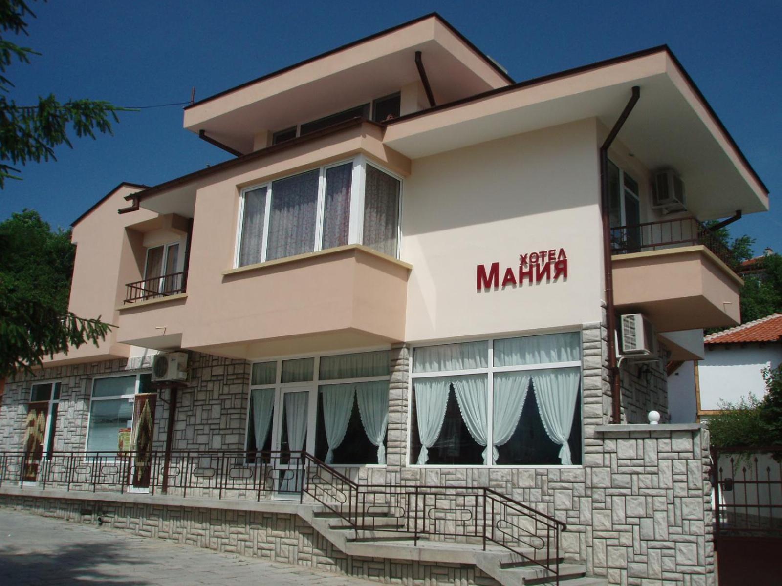 Mania Guest House Kalofer Exterior foto